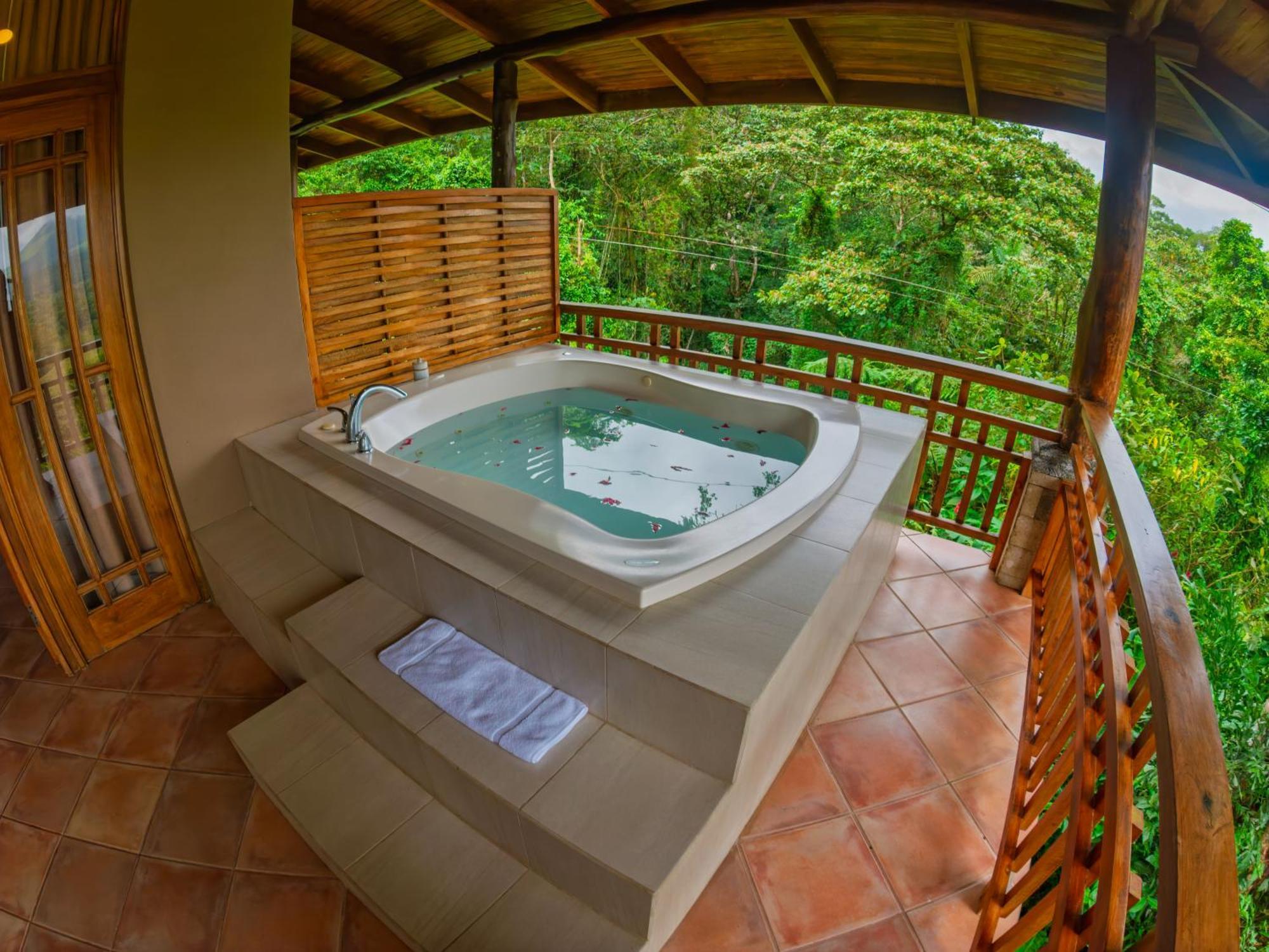 Lost Iguana Resort And Spa ラ・フォルトゥナ エクステリア 写真