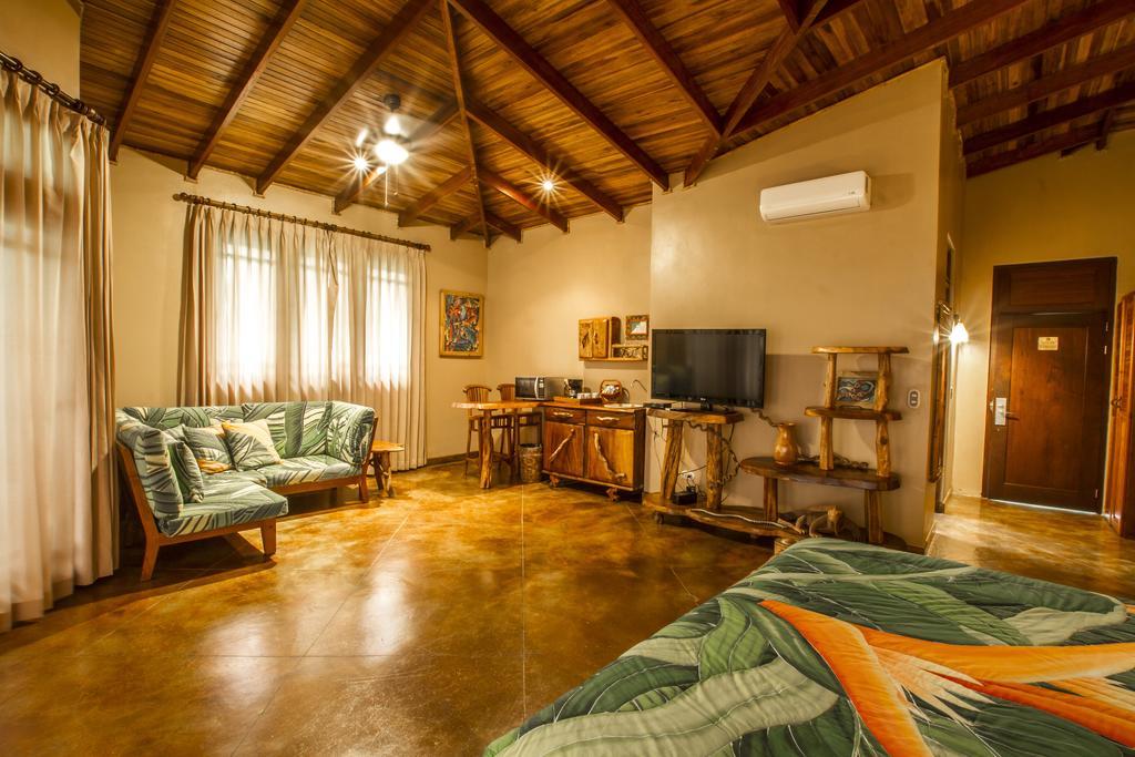 Lost Iguana Resort And Spa ラ・フォルトゥナ エクステリア 写真